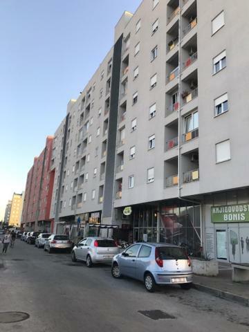Bm Apartment Zara Esterno foto