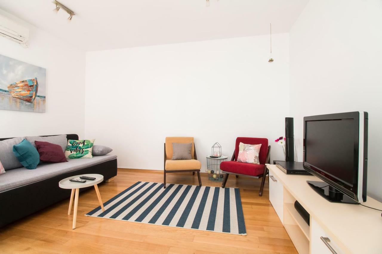 Bm Apartment Zara Esterno foto