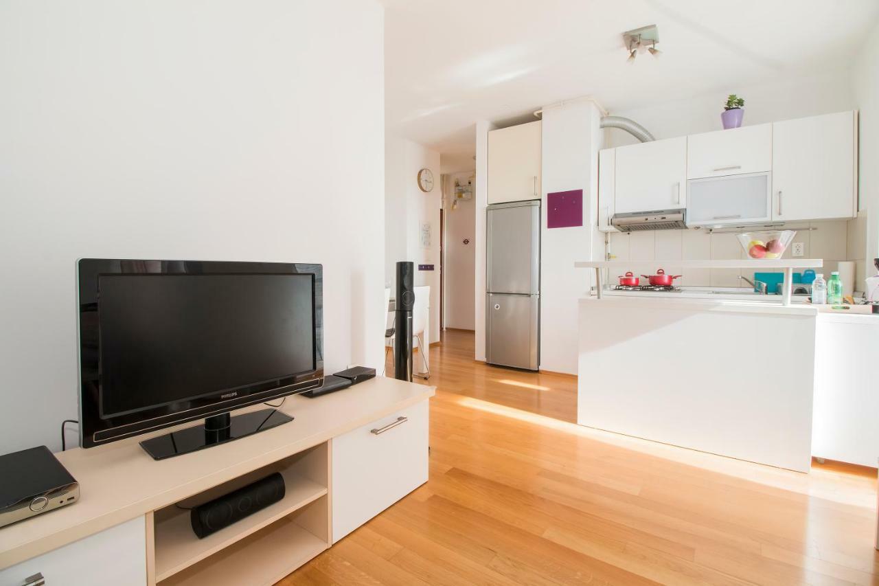 Bm Apartment Zara Esterno foto